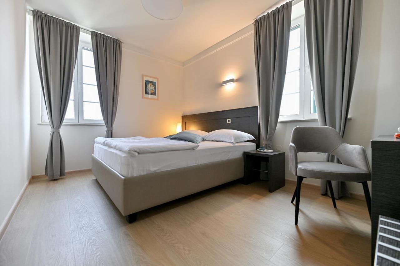 Villa Hresc S Zadar Luaran gambar